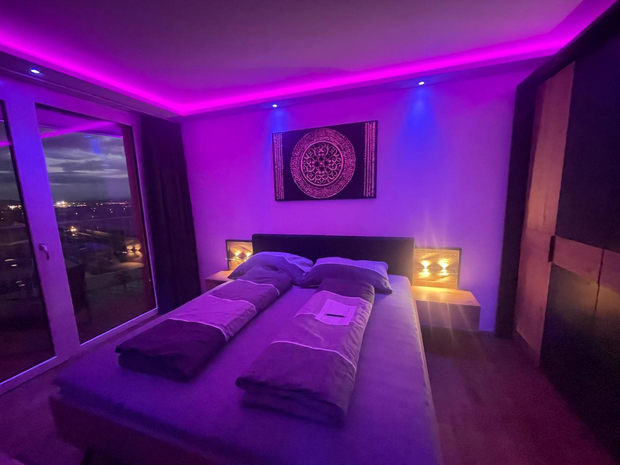 100 Qm Penthouse, Self-Check-In, 2 Parkplaetze Leilighet Graz Eksteriør bilde