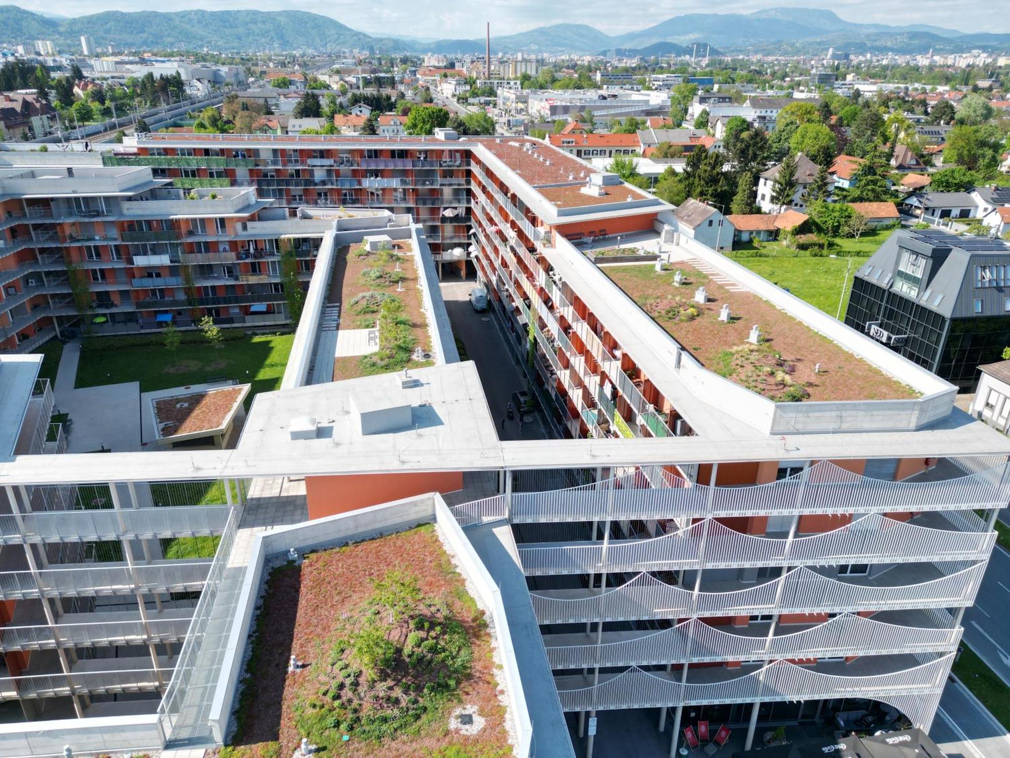 100 Qm Penthouse, Self-Check-In, 2 Parkplaetze Leilighet Graz Eksteriør bilde
